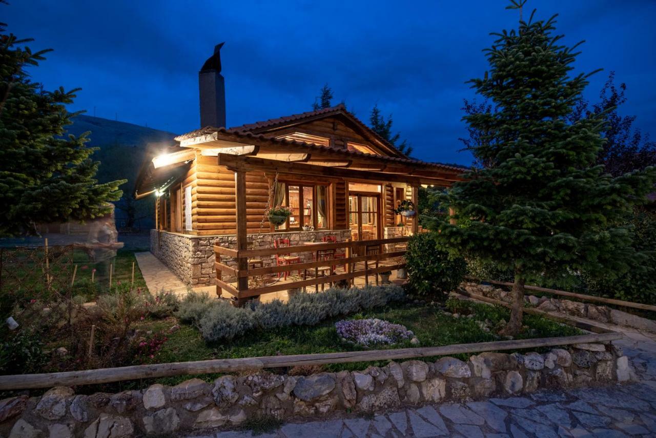 Orias Guesthouse & Farm Kalavryta Buitenkant foto